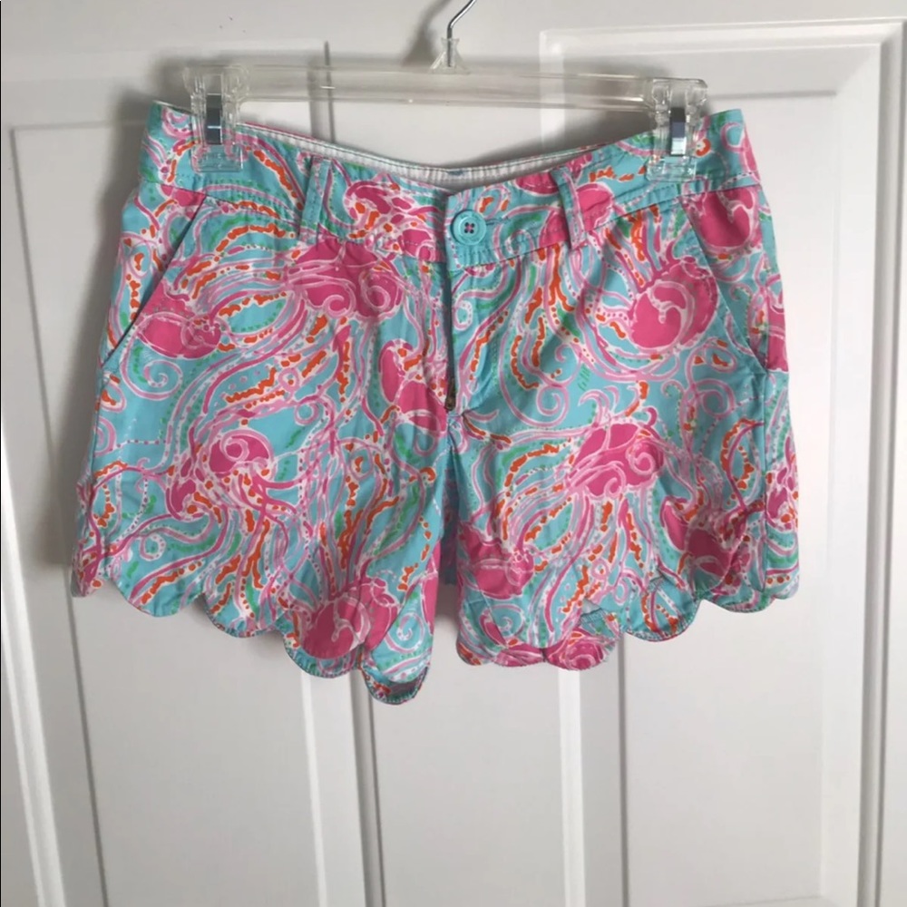 Lilly Pulitzer Scalloped Hem Shorts